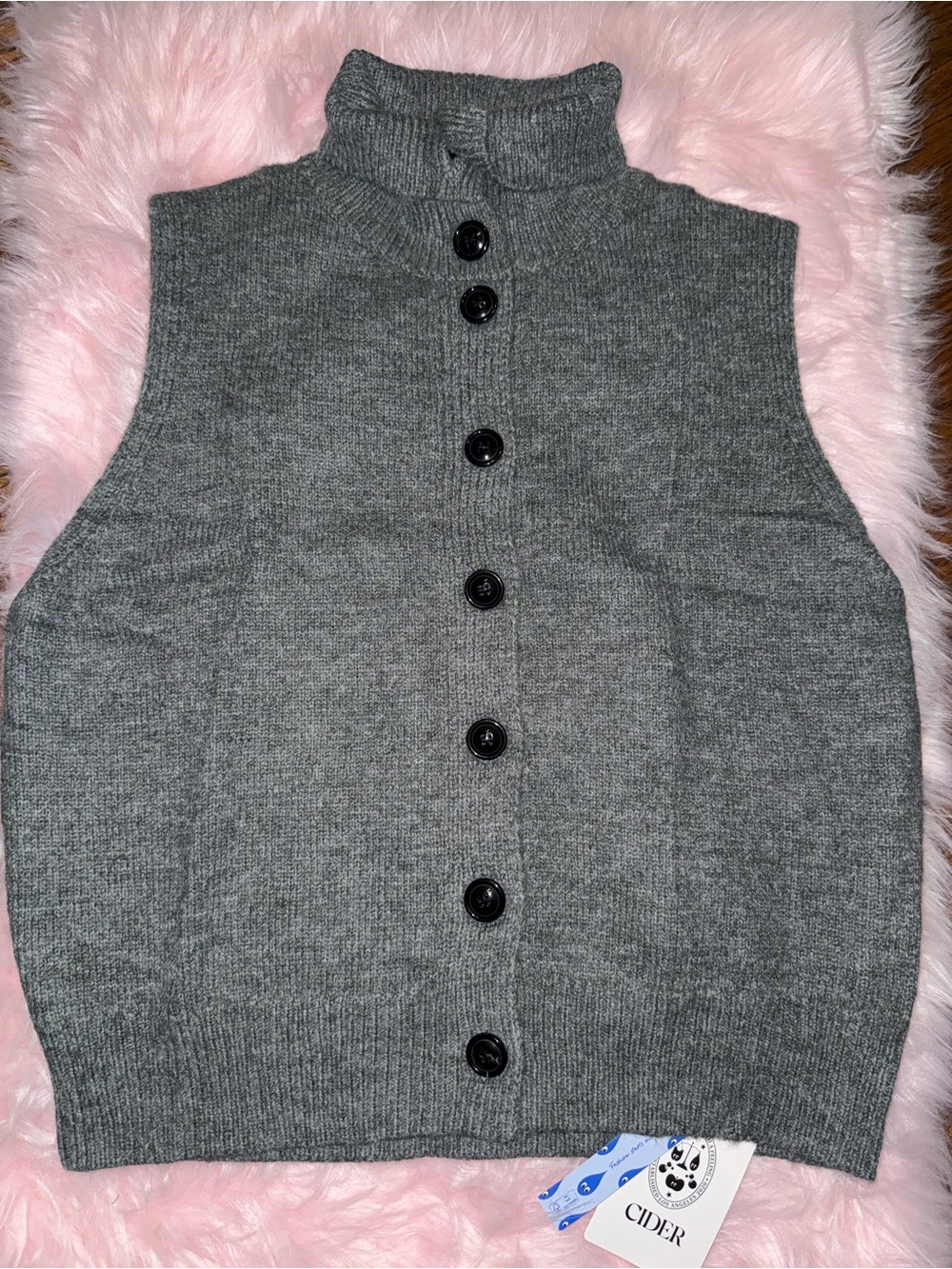 Cider Gray Sleeveless Turtleneck Button-Front Sweater Vest - Picture 7 of 7
